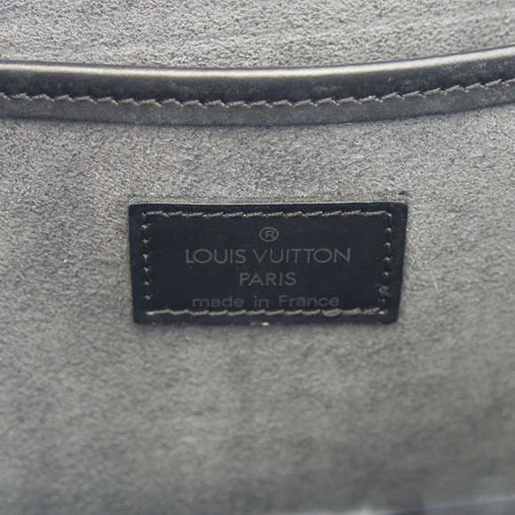 LOUIS VUITTON Black Leather Bag - Picture 8 of 10